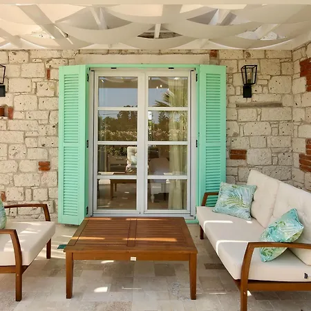 Отель Monreve Алачати