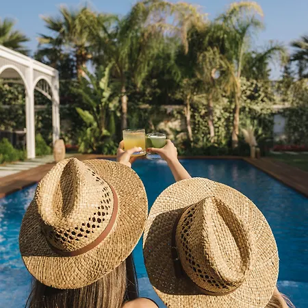 Monreve Отель Алачати